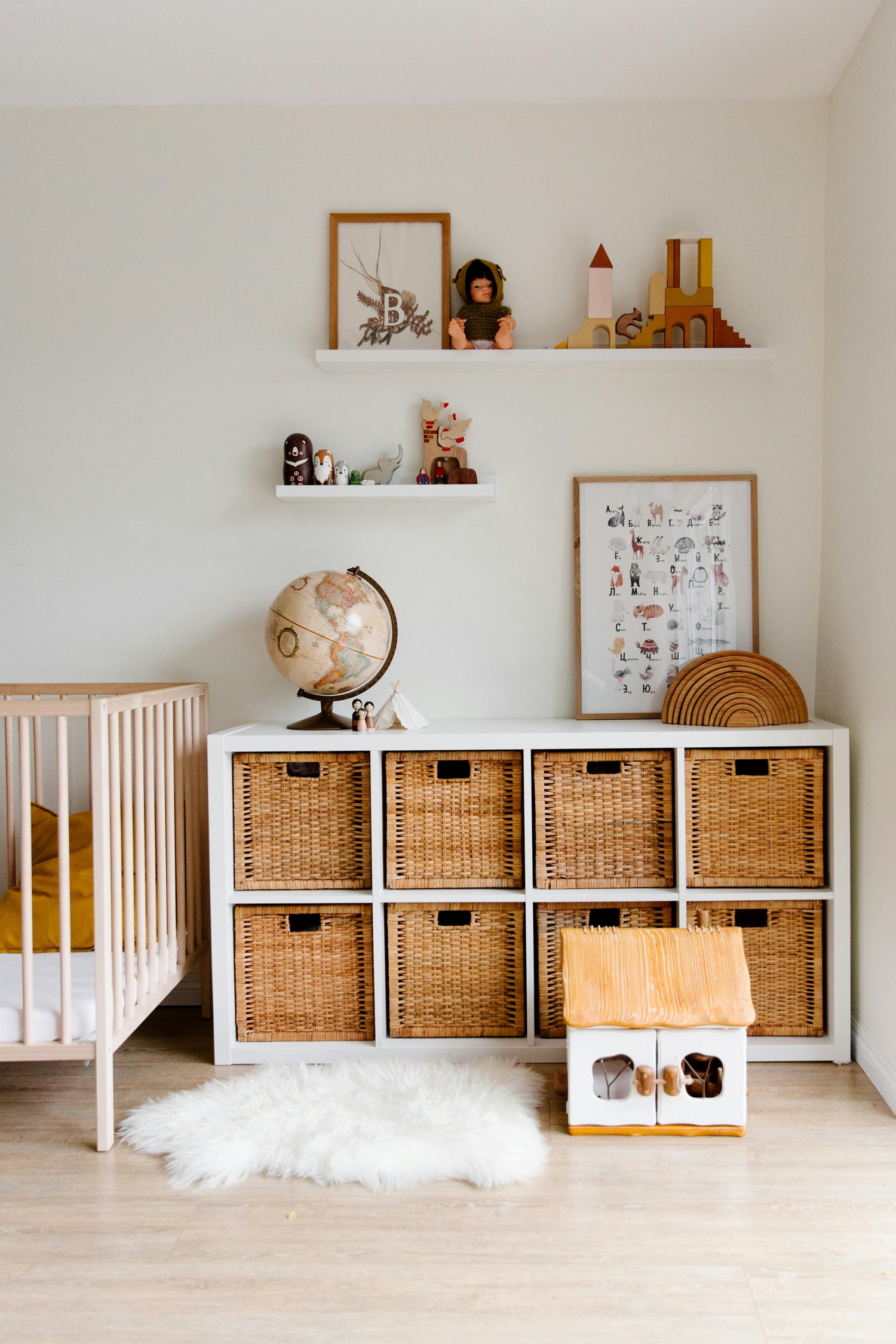 STORAGE UNIT